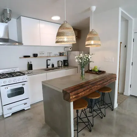 Concrete Suite 5 Min Walk To Shands Uf
